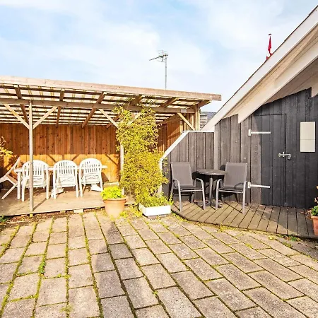 6 Person In Borkop-by Traum *